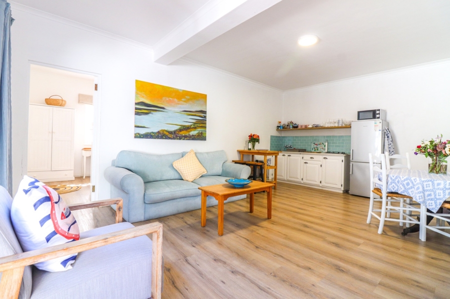 To Let 2 Bedroom Property for Rent in Voelklip Western Cape